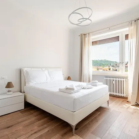 Tesor Luxury, Center Alba (Piedmont)